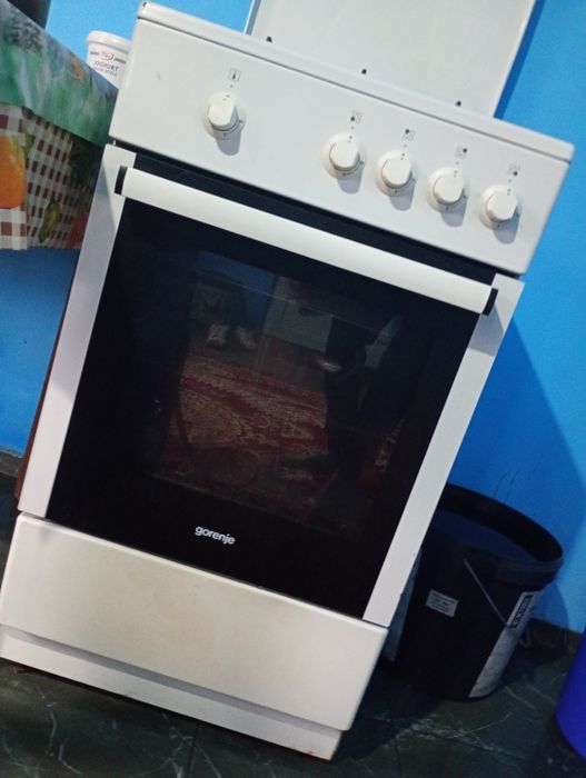 Vând frigider/aragaz(butelie)