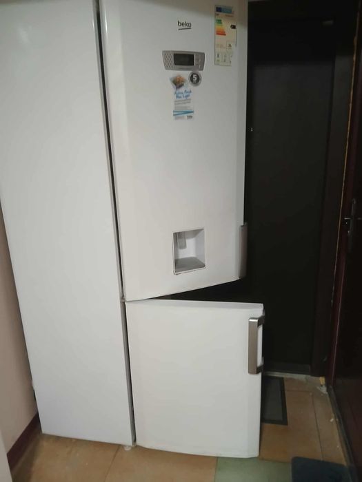 Combina frigorifica beko