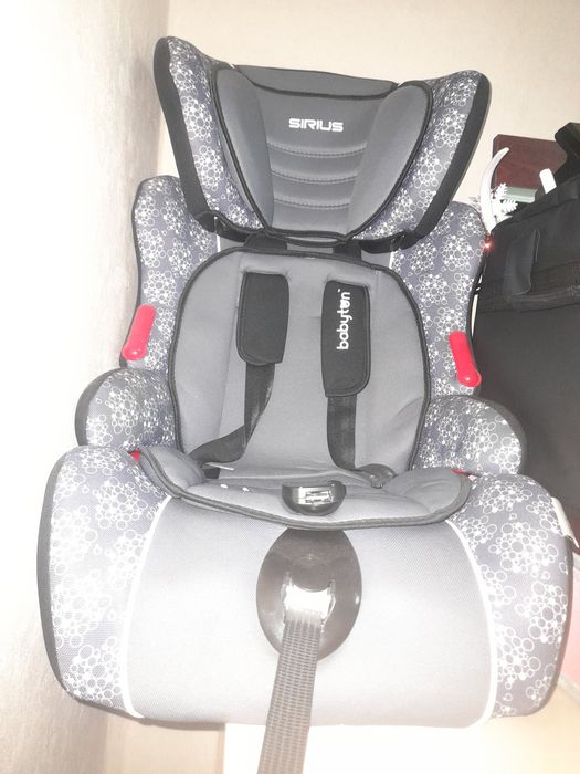 Продам автокресло