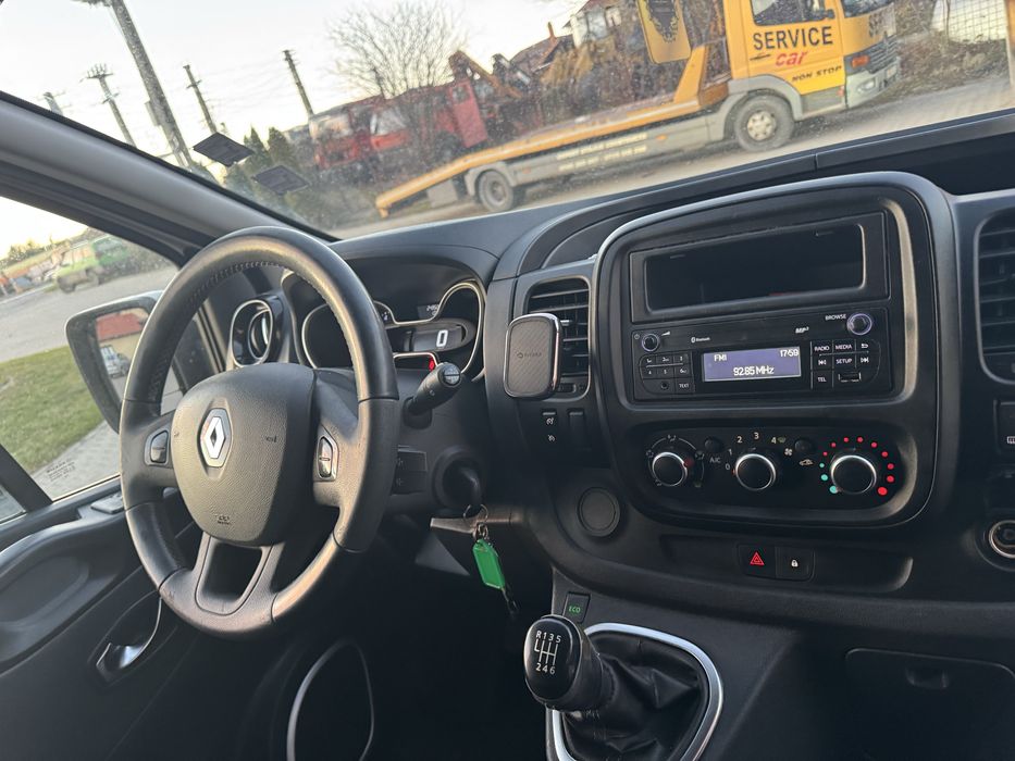 Renault trafic 8+1,2.0d