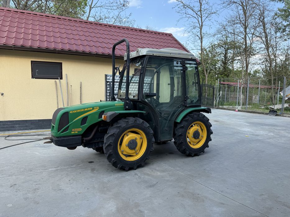 Tractoras Ferrari 50 cp