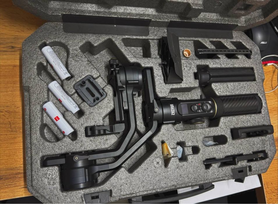 Электронный стабилизатор Zhiyun Crane 2S