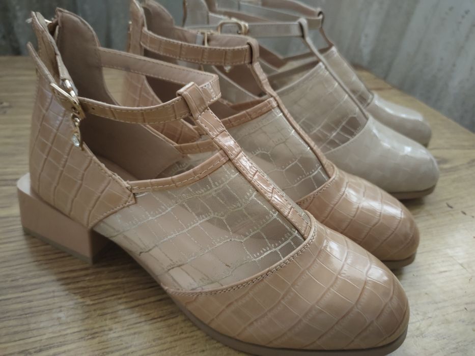 Ayollar oyoq kiymlari qulay