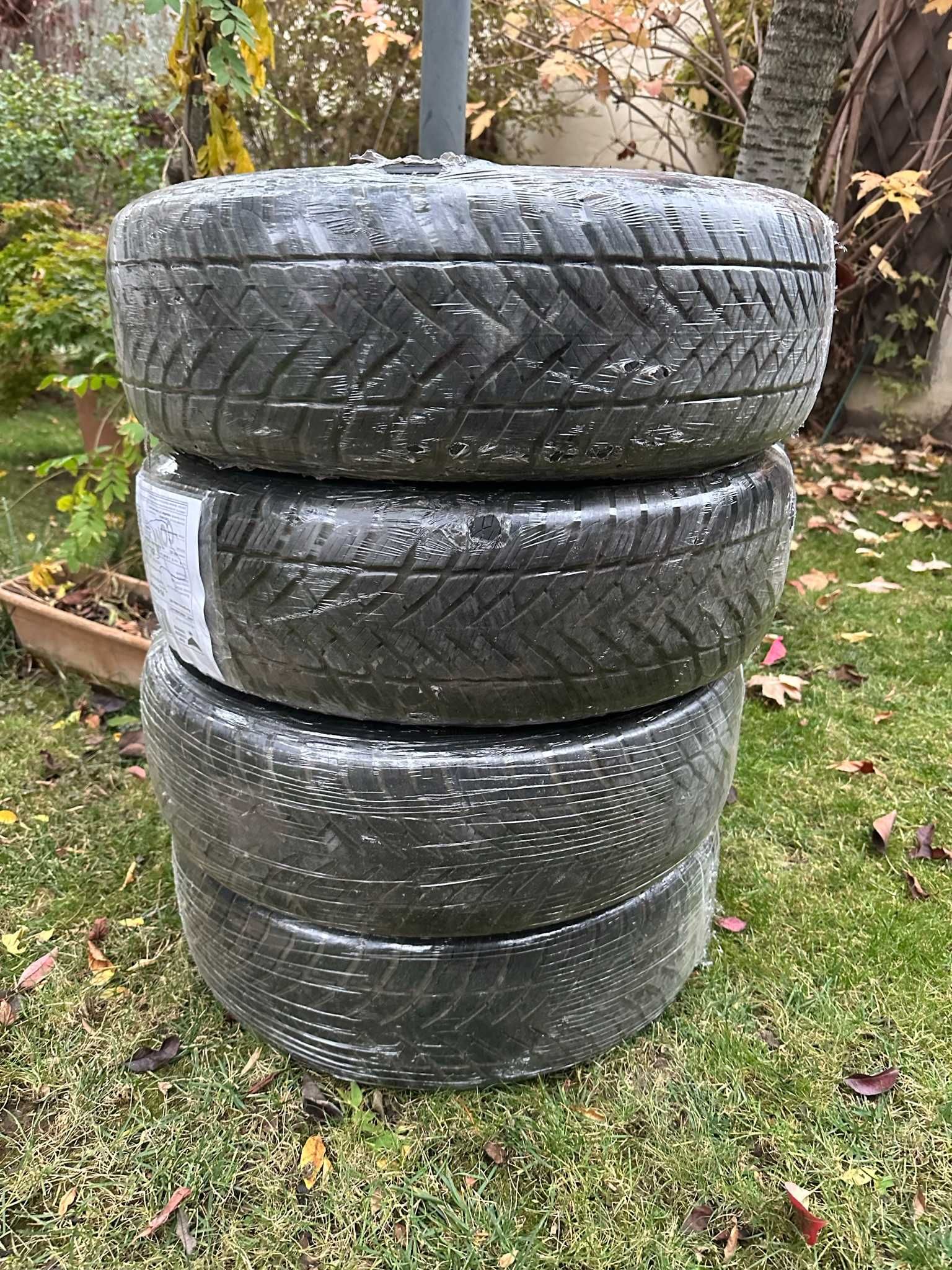 set 4 Anvelope iarna, Good Year Ultragrip, 185/60 R16, second, f. bune