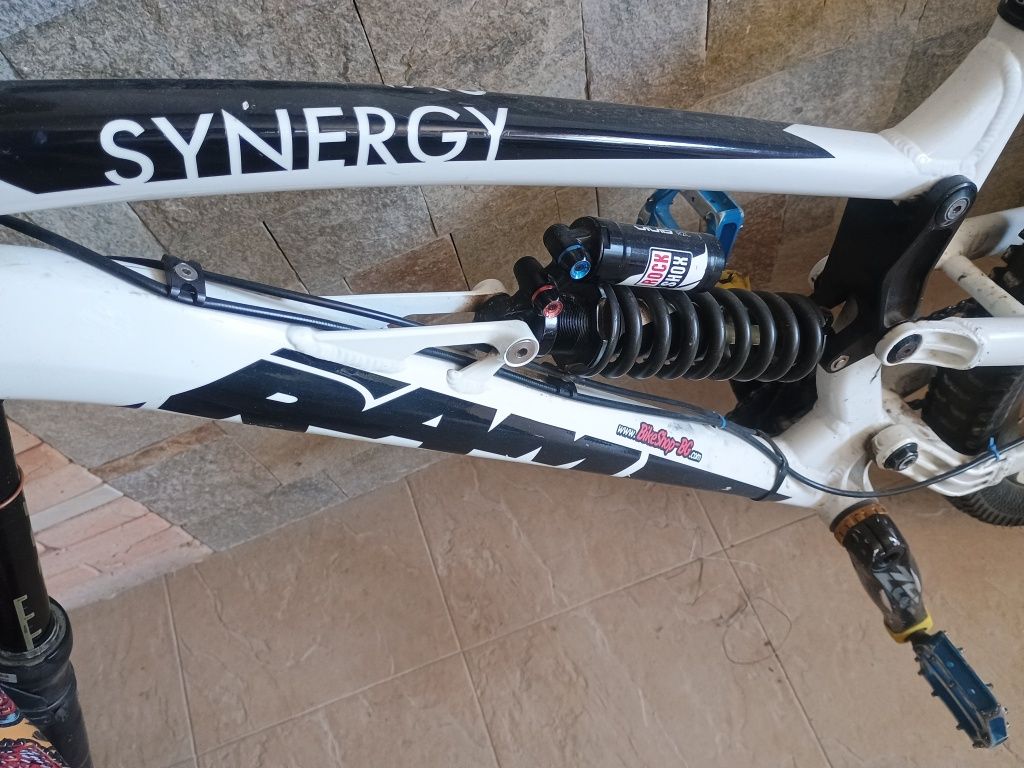 Велосипед SYNERGY