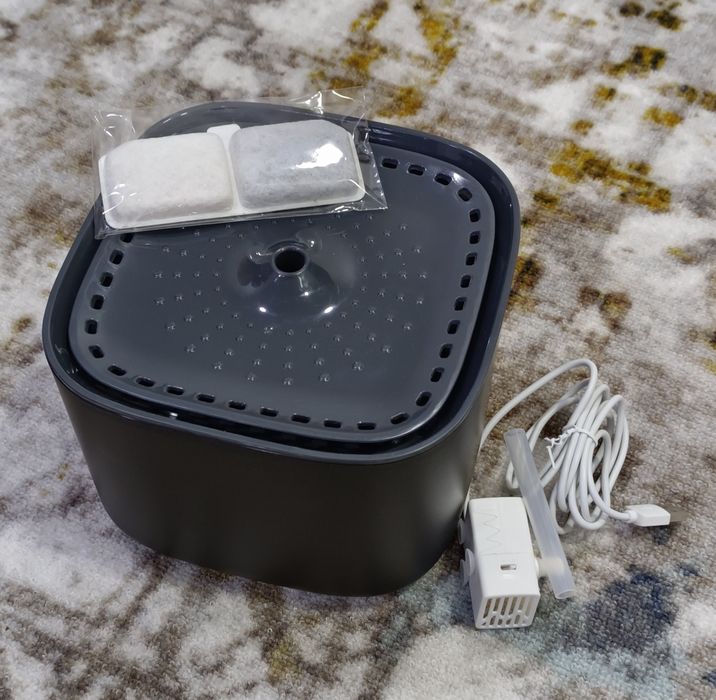 Автоматическая поилка для кошки/собаки