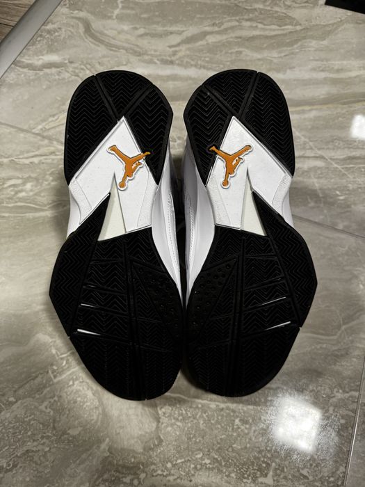 Jordan true flight white