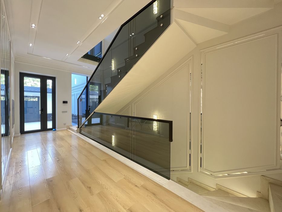 Продажа компактного современного дома 2 сотк Мирзо Улугбек Циолковская