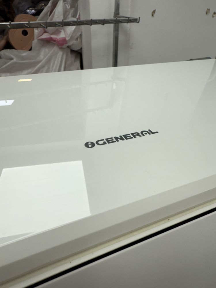 Fujitsu General ASHG12KGTB пускан 3 пъти КАТО НОВ!