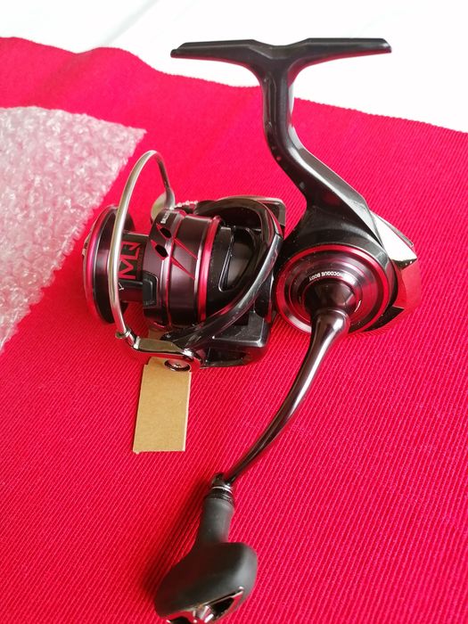 Mulinete Daiwa Ballistic MQ LT 3000 D