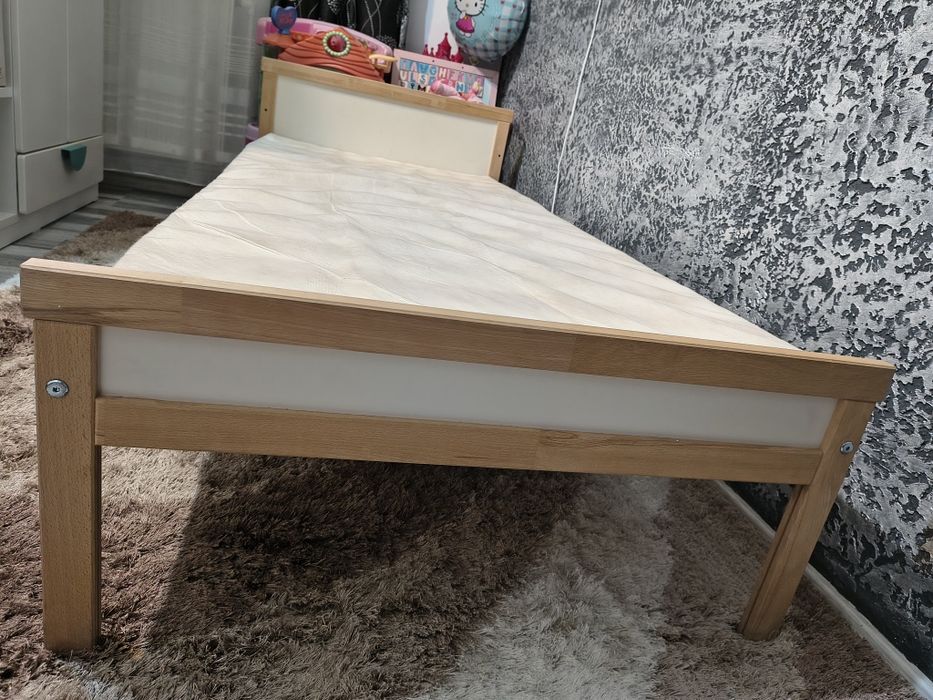 Pat cu saltea din spuma copiii 166/77