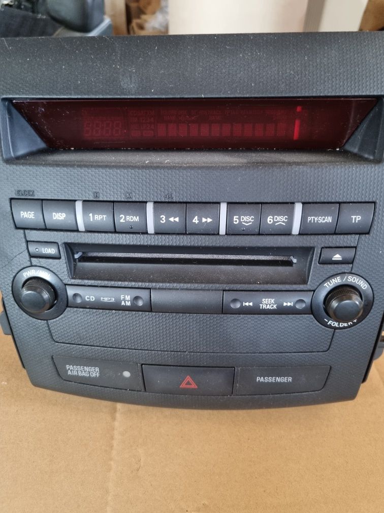 Casetofon Cd-player radio Citroen C-Crosser, Peugeot 4007, Mitsubishi