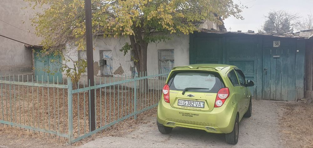 Продам участок 7 соток под строительство. Яшнабад.