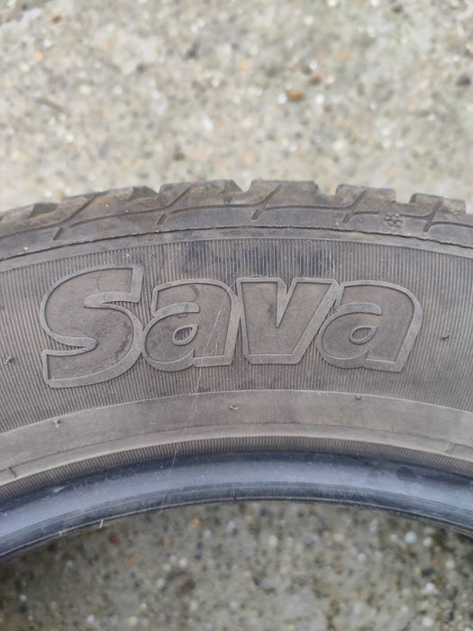 Anvelope Sava de iarnă  225/55/R17 (100 lei)