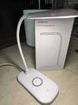 Huawei wireless charging table lamp