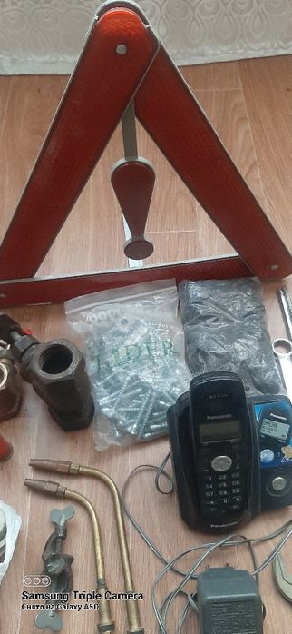 Продаются отрезные диски бош и мелочевка