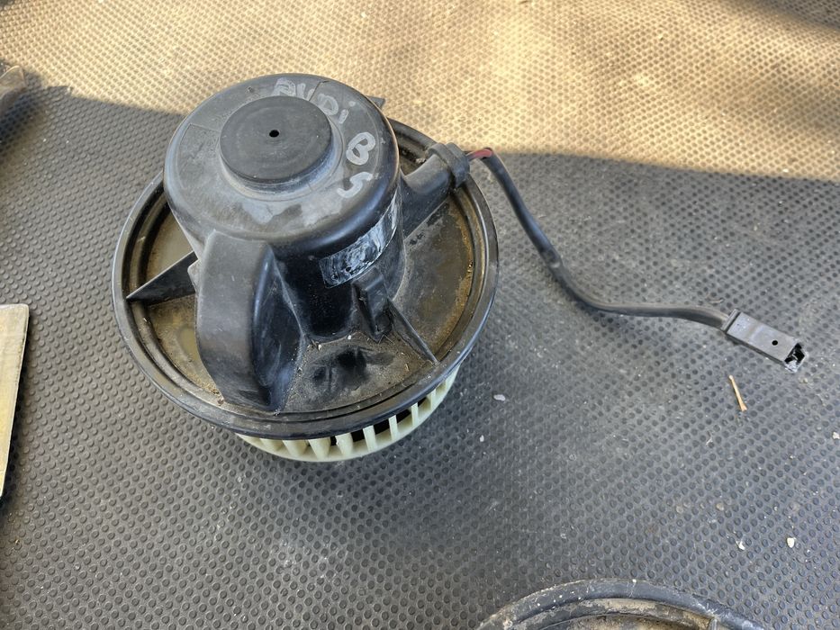 Вентилатор парно Audi B5