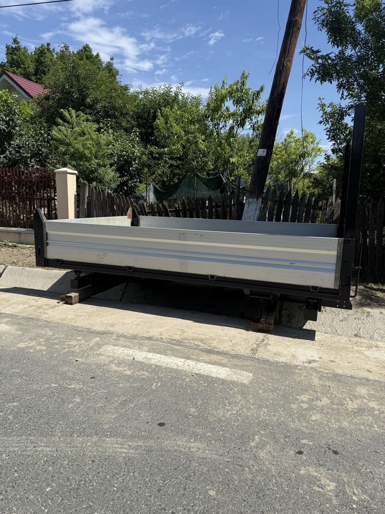 Bena basculabila iveco daily
