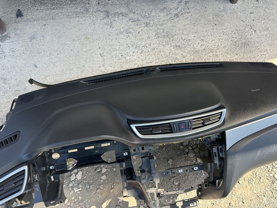 Табло със десен airbag за Нисан Кашкай j11 след 2017г.!