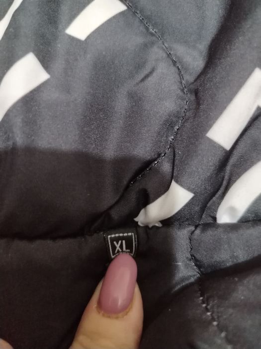 Продаю женскую куртку очень тёплая