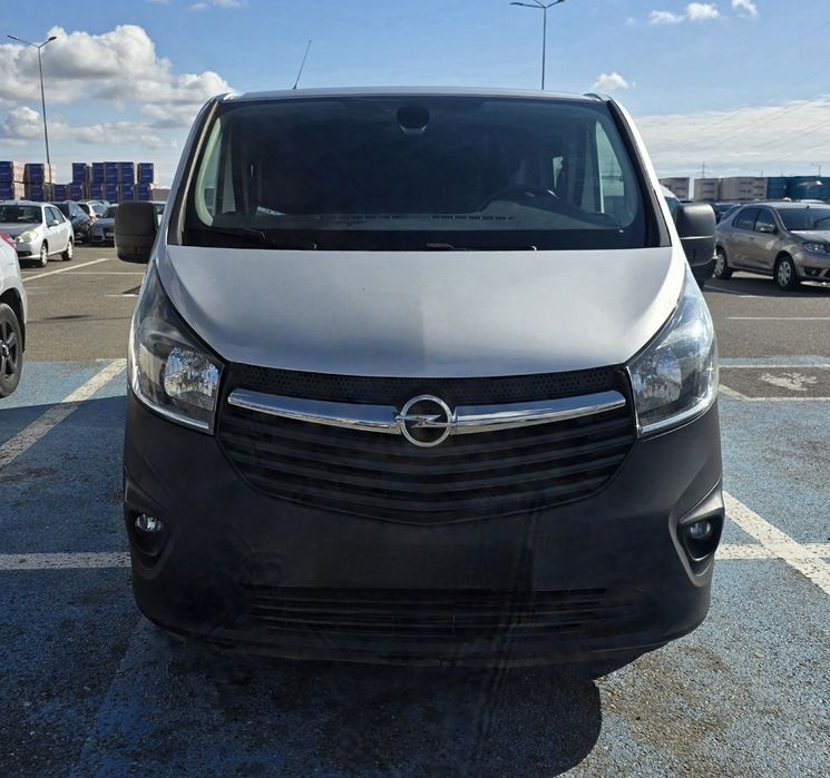 Opel Vivaro Long 6 locuri 1.6 bi-turbo Euro 6