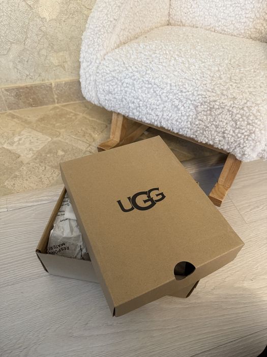 Ugg mini bailey bow 25