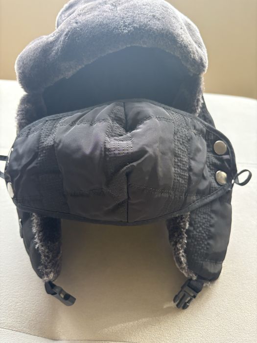 Чисто нова топла зимна шапка