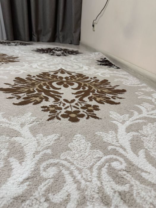 Продам качественный ковер для гостинной, в хорошем состоянии