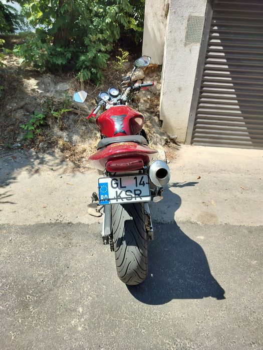 Honda hornet pc34