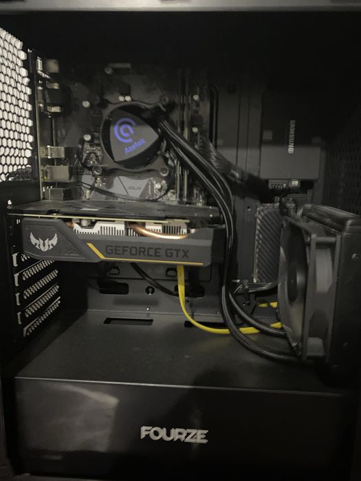 Vand pc urgent intel i9 9900k placa video gtx 1650 oc tuf gaming