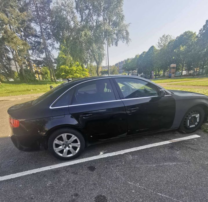 Audi a4 b8 2.0 143 2011