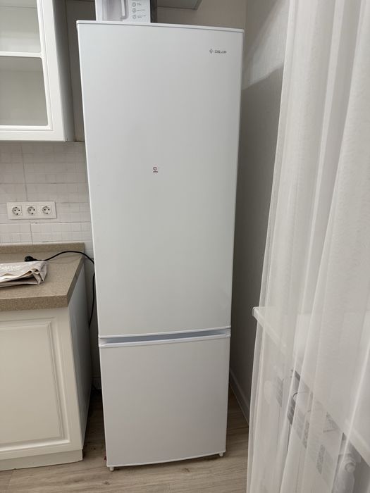 Холодильник Dexp 170см