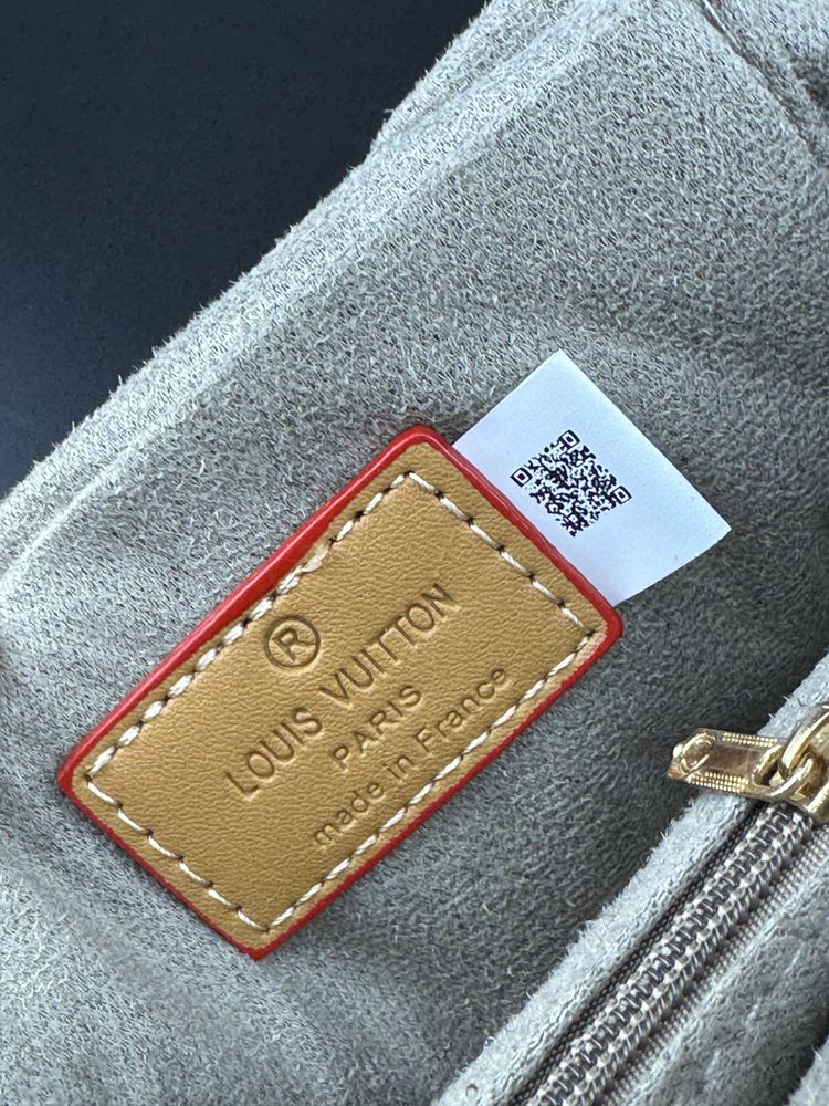 Geanta Louis Vuitton