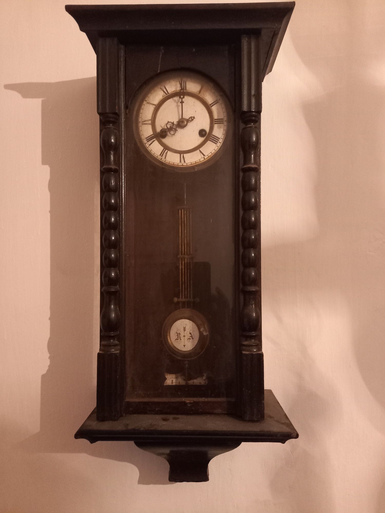 Старинные часы.продам старинные часы.