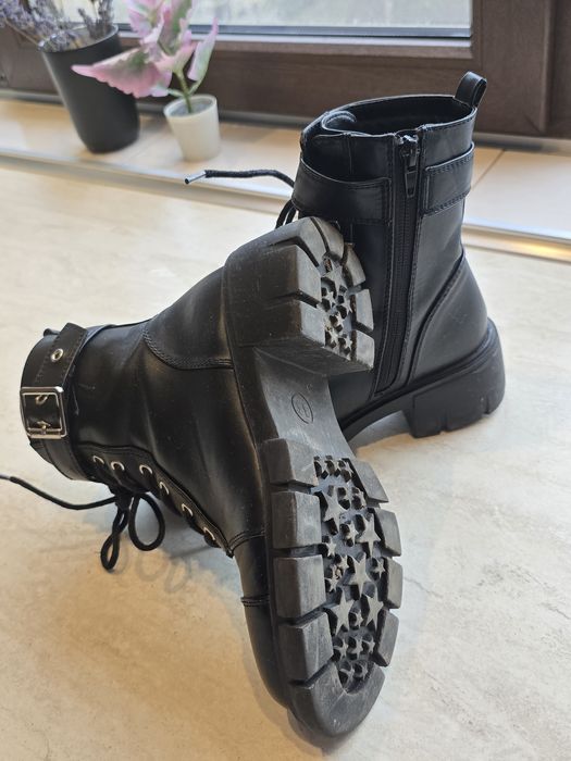 Ghete fete de iarna - imblanite