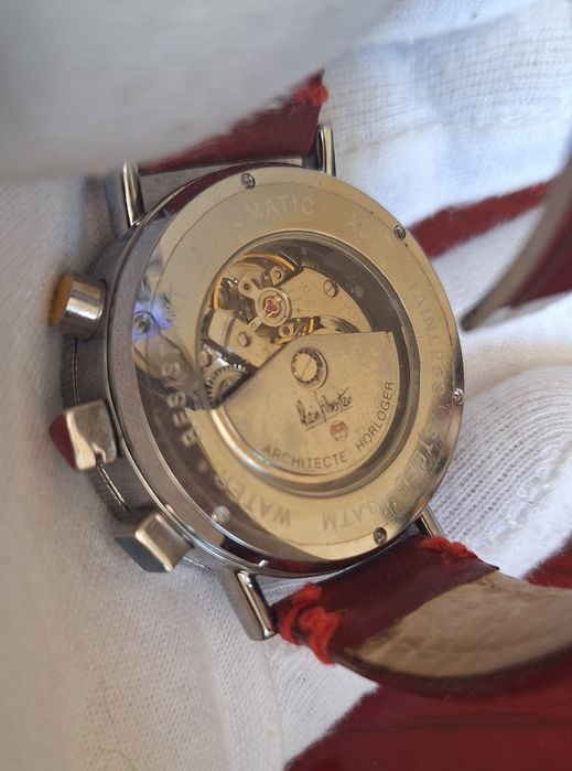 Автоматичен часовник