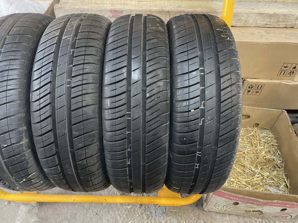 185/65/15 DUNLOP 4-бр