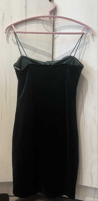 Вечерна тъмнозелена рокля