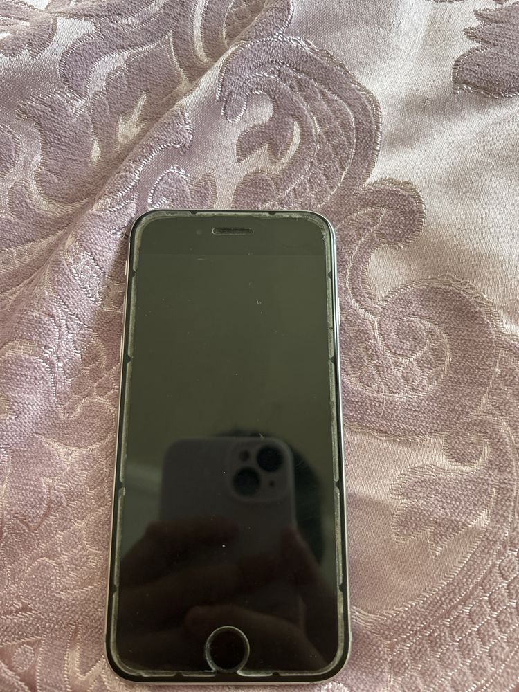 Iphone 6 в хорошем состояние