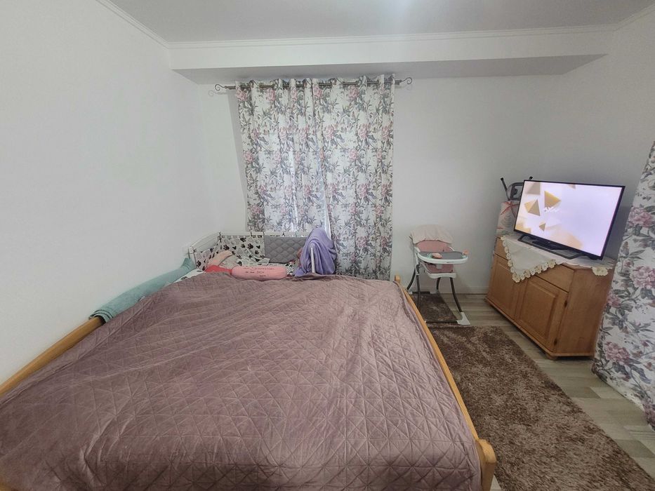 Apartament 3 camere de vânzare Calea Moldovei