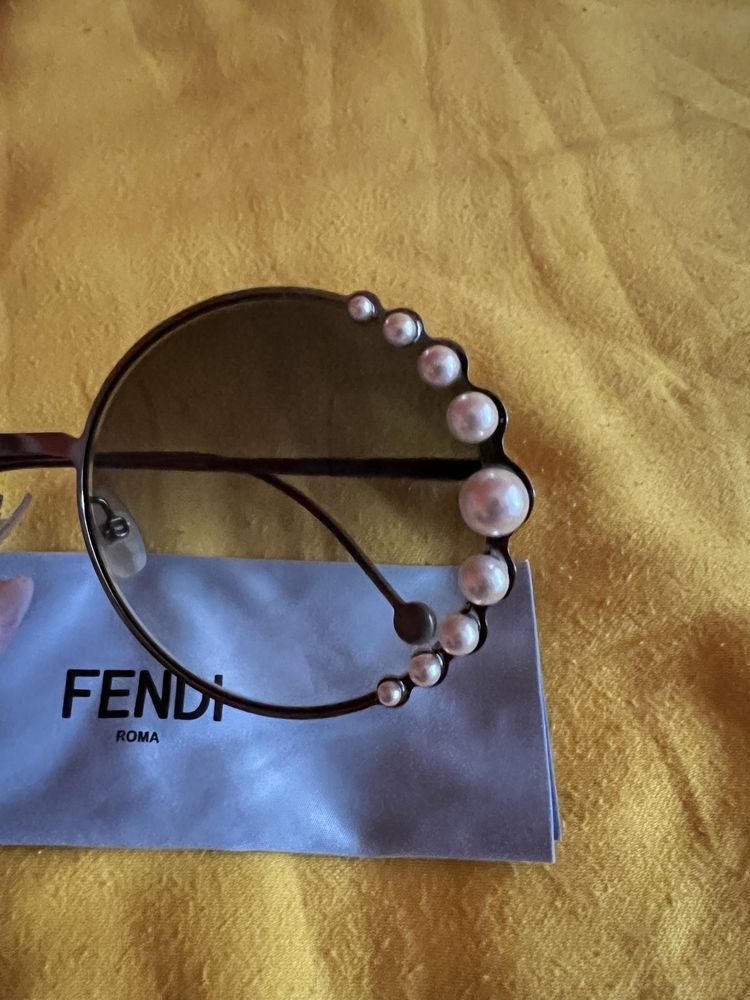 Fendi слънчеви очила