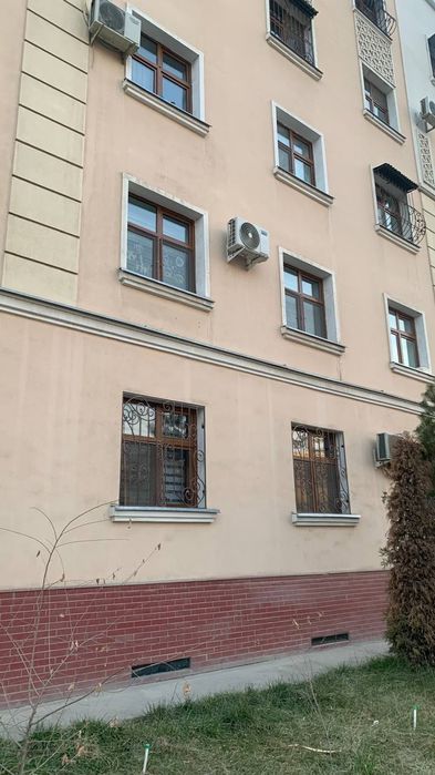 Продаётся 4х комнатная на 1-этаже вдоль дороги, Себзор, ул.Нурафшон