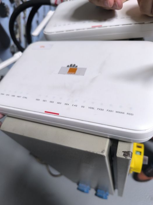 Router Huawei AR17VW-LT4EA