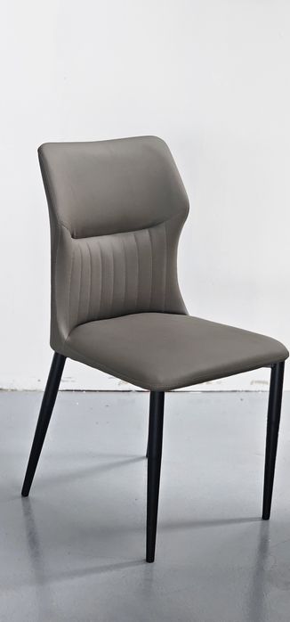 Scaune și fotolii moderne din stoc – Model 13 - livrare rapidă