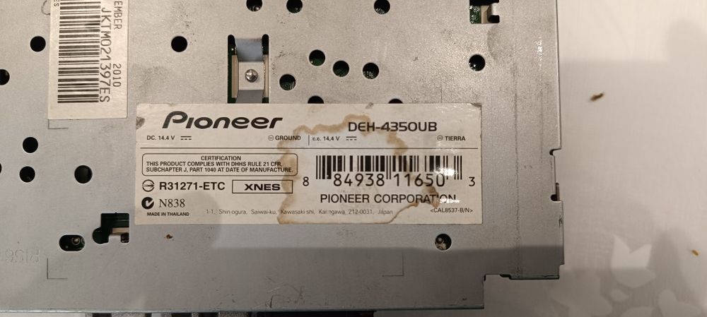 Продам оригинальную магнитолу c Bluetooth