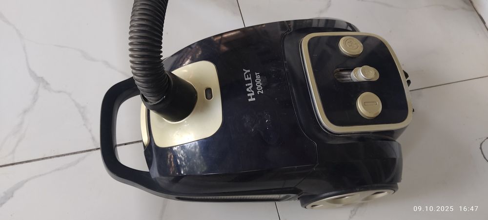HALEY vacuum cleaner 2000w