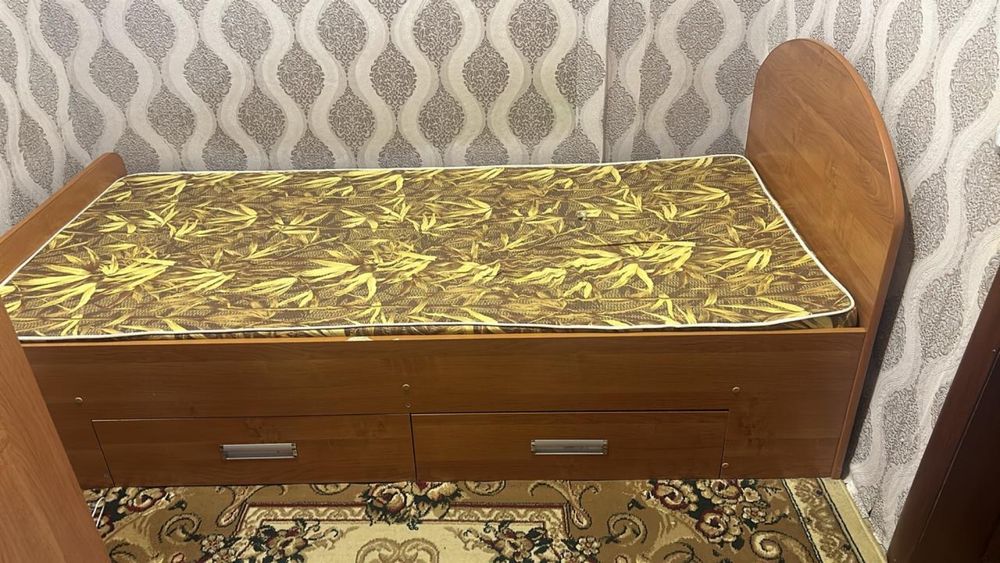 Продам   Кровать