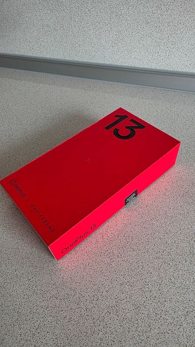 One Plus 13 Midnight Ocean 512gb, в гаранция!