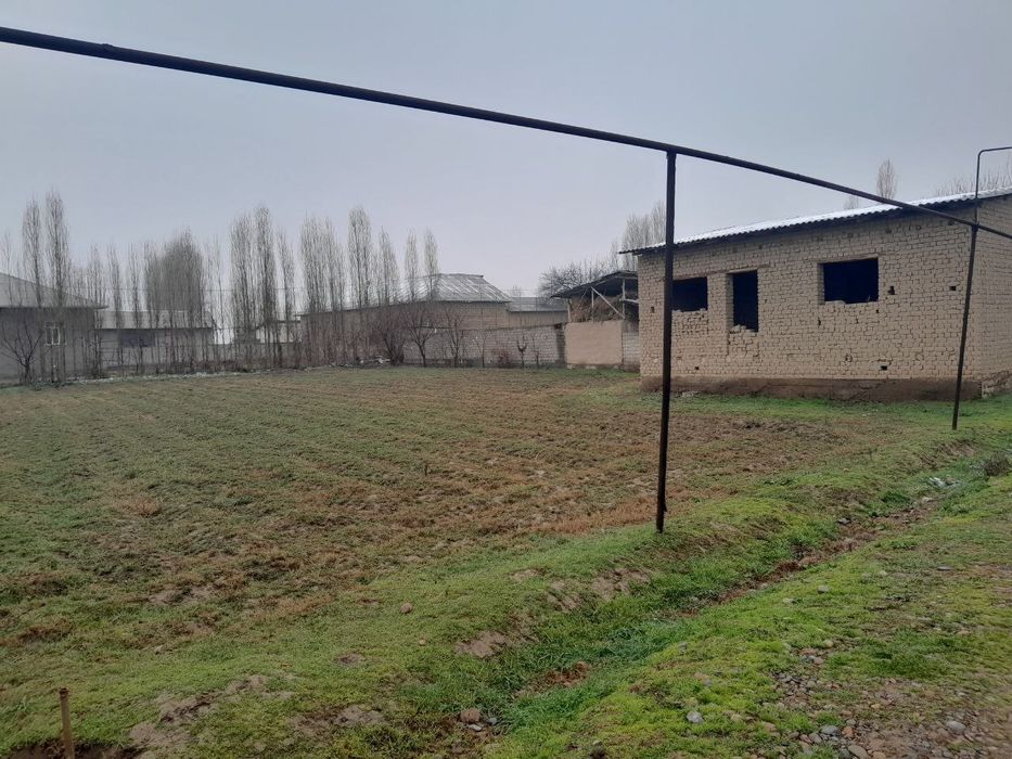 Quruq yer orni sotiladi