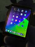 Ipad 9.7 инча 32 ГБ  (5 то- поколение )